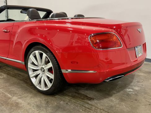 Used 2015 Bentley Continental GT image 27