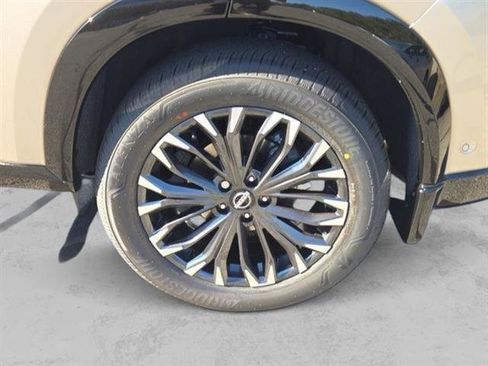 New 2026 Nissan Rogue Platinum w/ Platinum Premium Package image 5