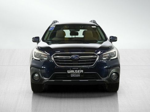Used 2018 Subaru Outback 3.6R Limited image 8