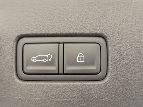 Used 2025 Hyundai Santa Fe XRT AWD/4WD image 30
