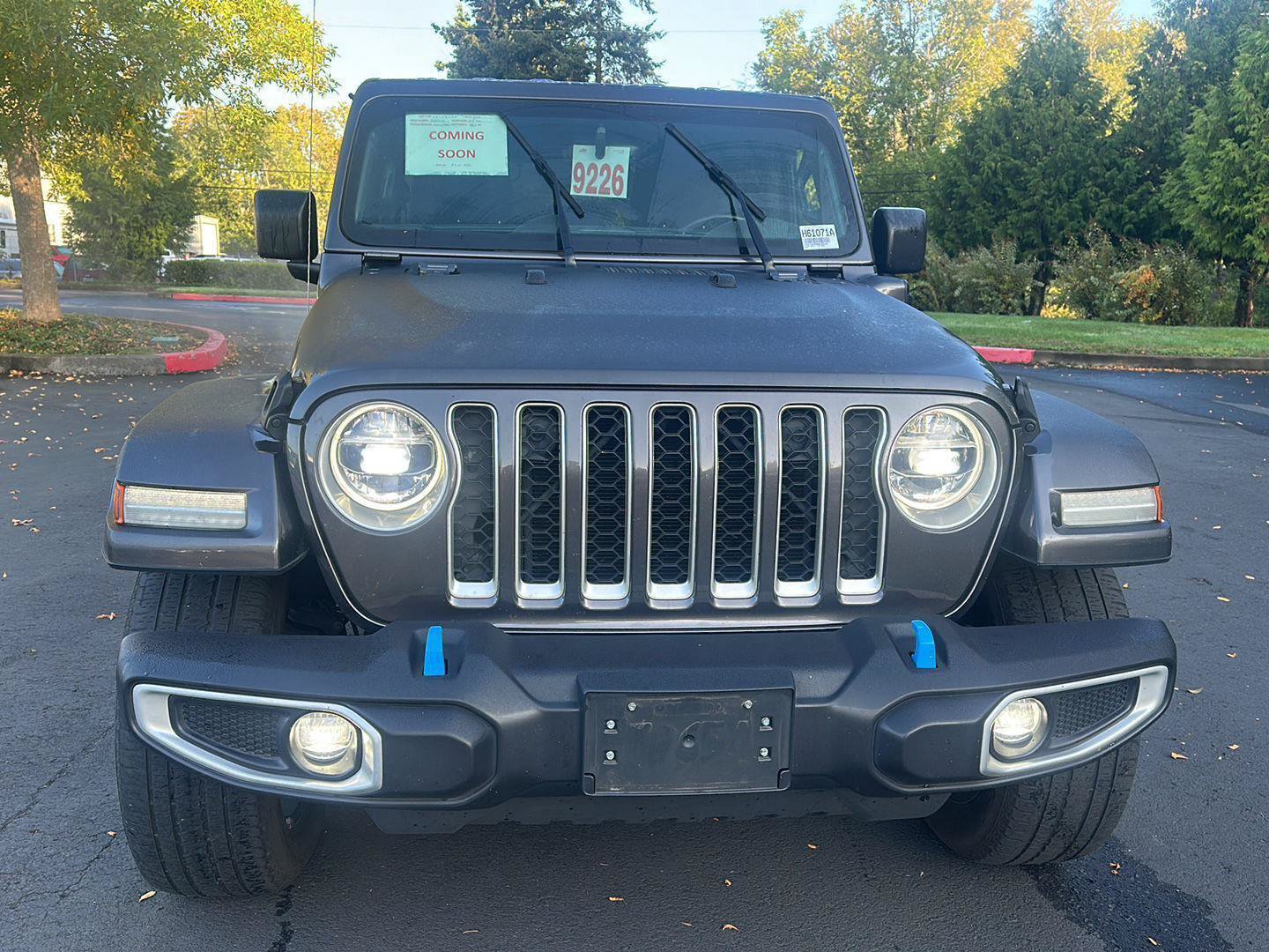 Used 2022 Jeep Wrangler Unlimited Sahara w/ Cold Weather Group AWD/4WD image 6