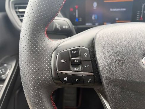 Used 2023 Ford Escape ST-Line w/ Tech Pack #1 AWD/4WD image 19
