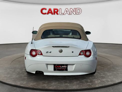 Used 2005 BMW Z4 2.5i RWD image 10