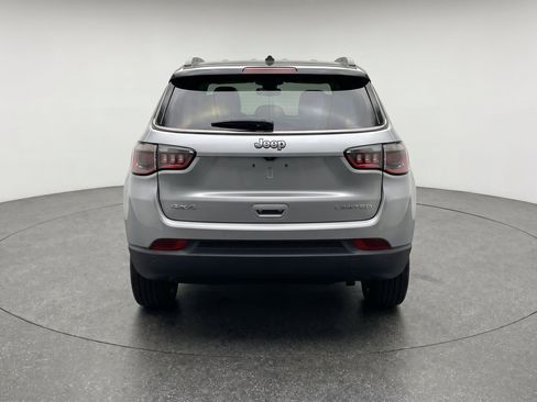 Used 2025 Jeep Compass Limited AWD/4WD image 7
