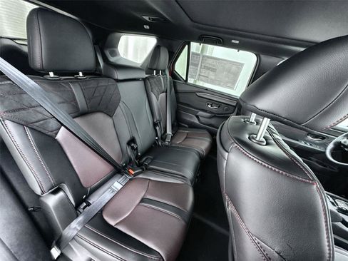 New 2026 Honda Pilot Black Edition image 31