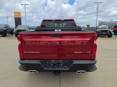 Used 2019 Chevrolet Silverado 1500 LT Trail Boss AWD/4WD image 4