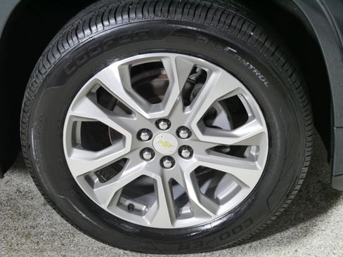 Used 2019 Chevrolet Traverse Premier AWD/4WD image 15