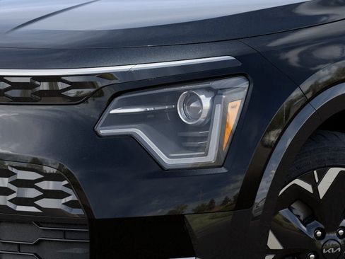 New 2026 Kia Niro Wind w/ Wind Preserve Package FWD image 10