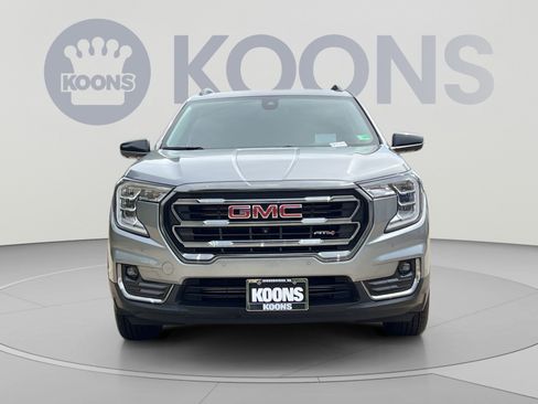 Used 2023 GMC Terrain AT4 w/ Tech Package AWD/4WD image 11