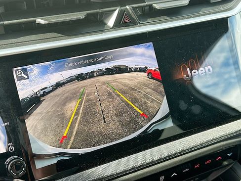 New 2026 Jeep Cherokee Laredo AWD/4WD image 17