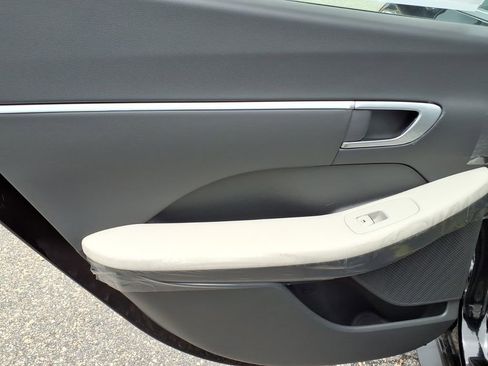 New 2026 Hyundai Sonata Blue FWD image 9