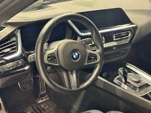 Used 2025 BMW Z4 sDrive30i w/ Premium Package image 15