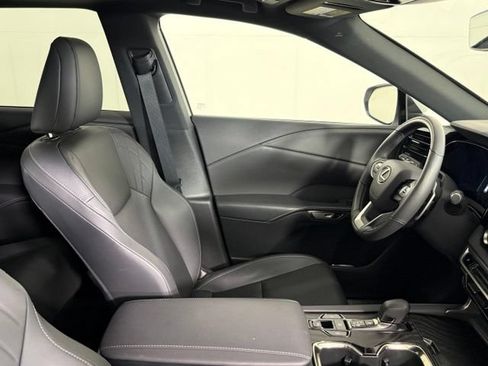 Used 2025 Lexus RX 350 Premium w/ Convenience Package FWD image 34
