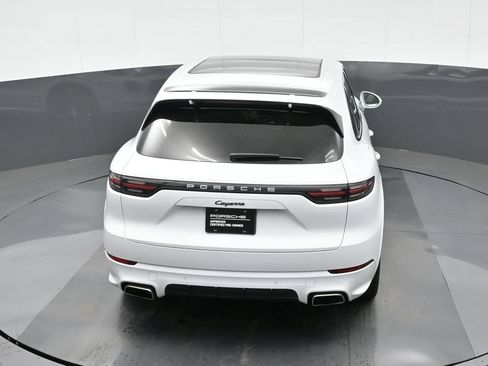 Certified 2023 Porsche Cayenne AWD/4WD image 29