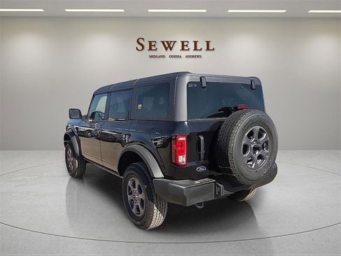 New 2025 Ford Bronco Big Bend image 3