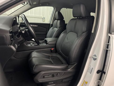 Used 2023 Honda Pilot EX-L image 7