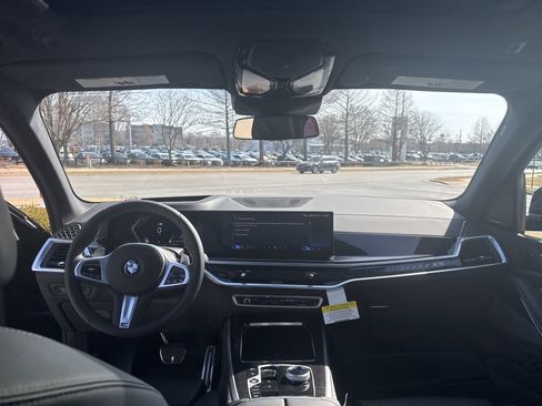 New 2026 BMW X5 xDrive40i w/ Executive Package image 12
