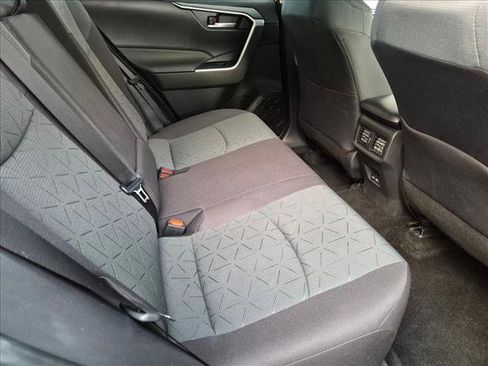 Used 2025 Toyota RAV4 XLE w/ Convenience Package AWD/4WD image 18