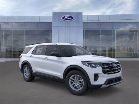 New 2026 Ford Explorer Active image 7
