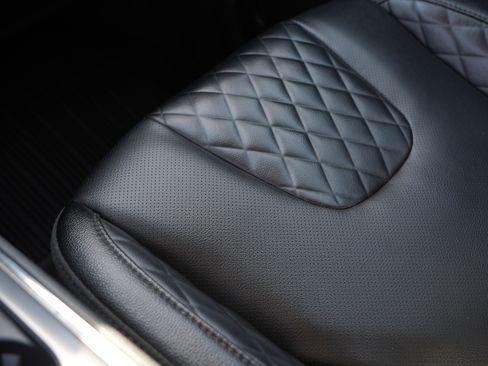 Used 2024 Ford Edge Titanium w/ Equipment Group 301A image 36