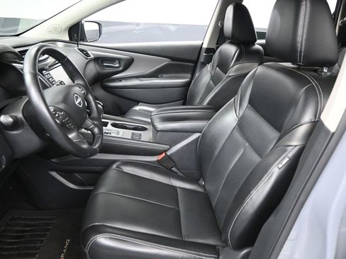 Used 2023 Nissan Murano SL w/ SL Moonroof Package FWD image 9