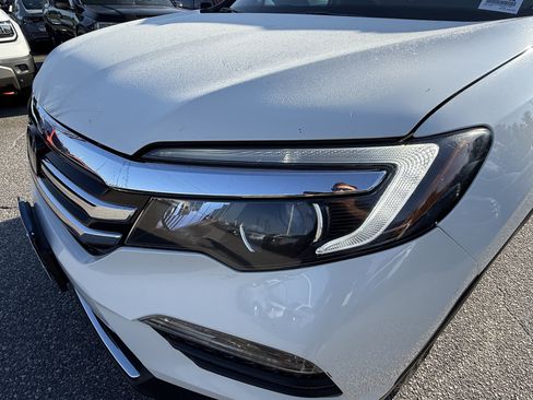 Used 2016 Honda Pilot Touring image 6