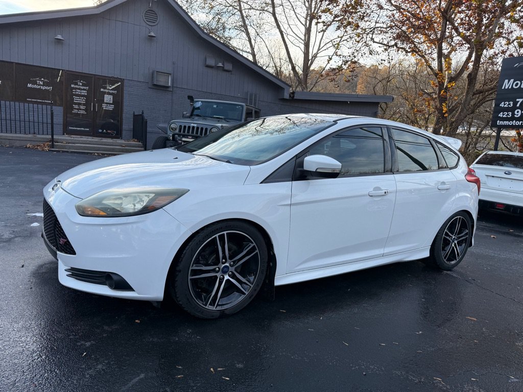 Used 2014 Ford Focus ST FWD image 3