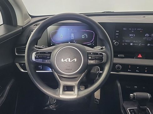 Used 2023 Kia Sportage LX AWD/4WD image 21