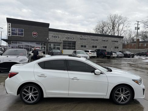 Used 2019 Acura ILX FWD image 8
