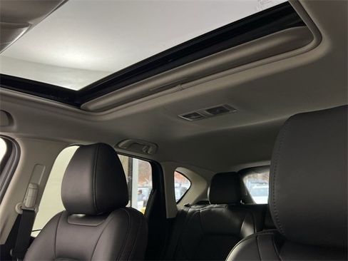 Used 2020 MAZDA CX-5 Touring image 15