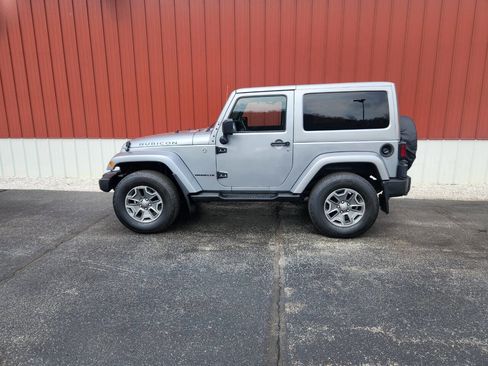 Used 2014 Jeep Wrangler Rubicon w/ Power Convenience Group image 2