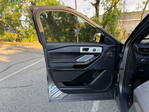 Used 2021 Ford Explorer ST w/ Equipment Group 401A image 16