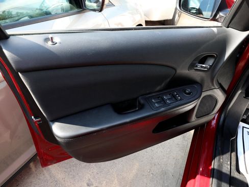 Used 2012 Chrysler 200 Touring image 12