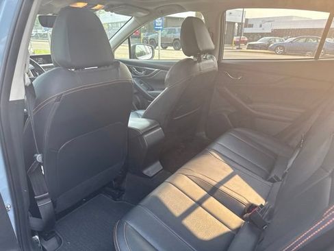 Used 2019 Subaru Crosstrek 2.0i Limited w/ Moonroof Package w/Navigation AWD/4WD image 12
