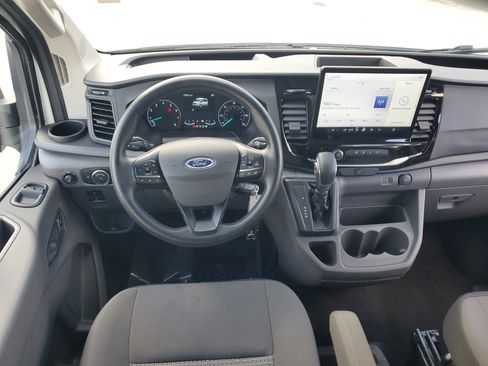 Used 2024 Ford Transit 350 XLT image 18