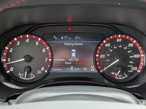 Used 2025 Nissan Frontier PRO-4X AWD/4WD image 23
