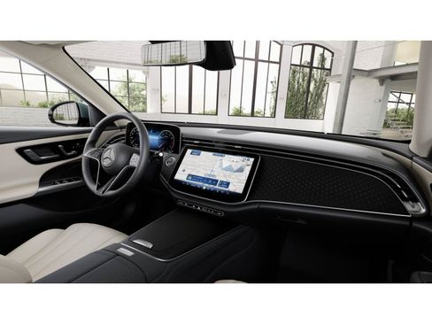 Used 2026 Mercedes-Benz E 350 Sedan image 7