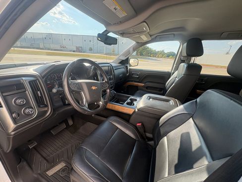 Used 2018 Chevrolet Silverado 1500 LTZ w/ Texas Edition AWD/4WD image 9