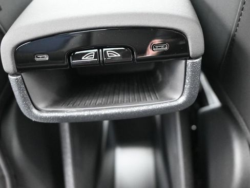 New 2026 Volvo EX30 Cross Country Ultra w/ Protection Package Premier AWD/4WD image 18