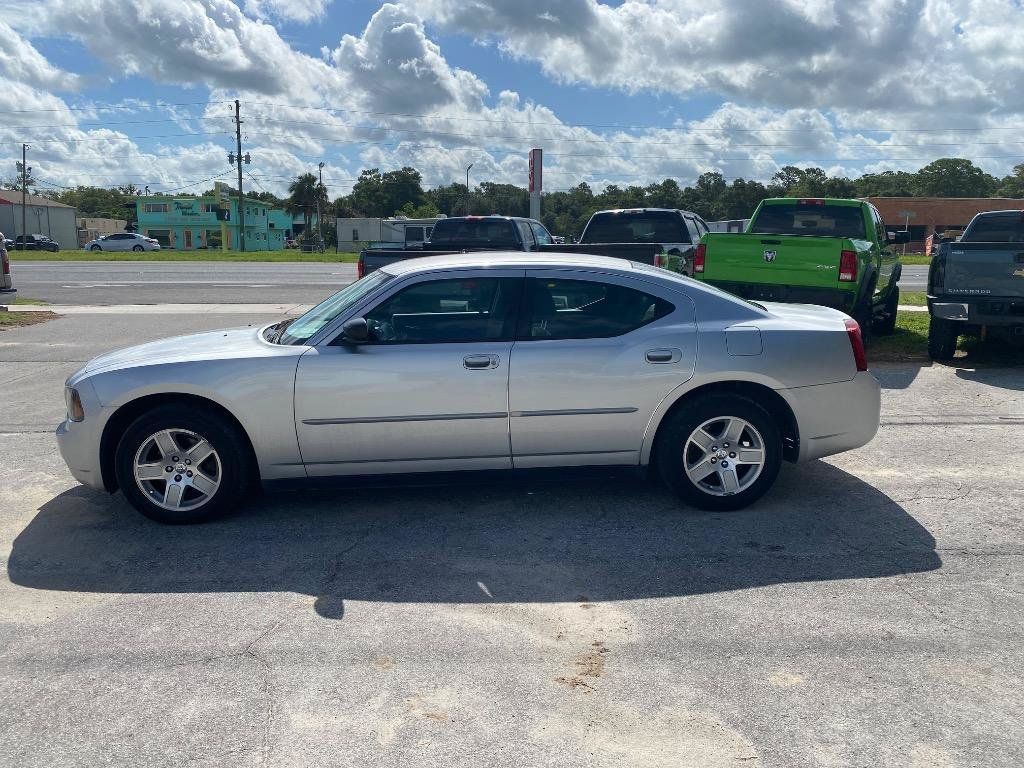 Used 2007 Dodge Charger w/ Convenience Group I RWD image 1
