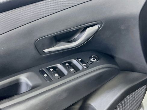 Used 2023 Hyundai Tucson Blue AWD/4WD image 17