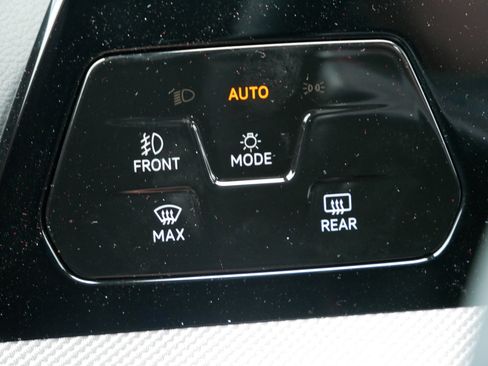 New 2025 Volkswagen GTI SE image 8