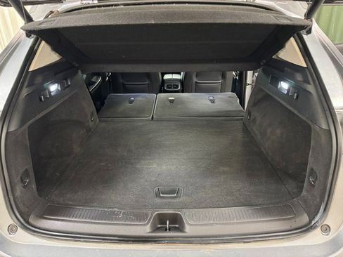 Used 2022 Buick Envision Essence w/ Technology Package I image 22