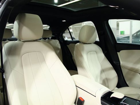 Certified 2022 Mercedes-Benz A 220 4MATIC image 24