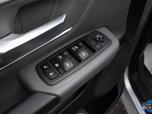 Used 2023 RAM 1500 Big Horn AWD/4WD image 16