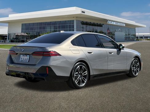Certified 2024 BMW 530i w/ M Sport Package RWD image 10