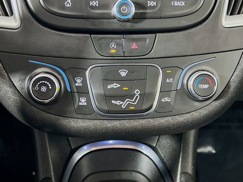 Used 2022 Chevrolet Malibu LS w/ Driver Confidence Package II image 15