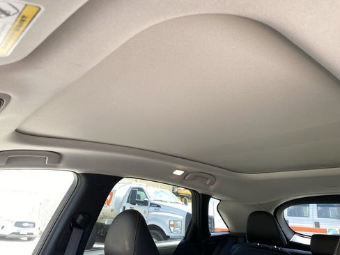 Certified 2025 INFINITI QX50 Luxe AWD/4WD image 33