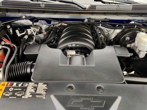 Used 2018 Chevrolet Silverado 1500 LTZ Z71 w/ LTZ Plus Package AWD/4WD image 27