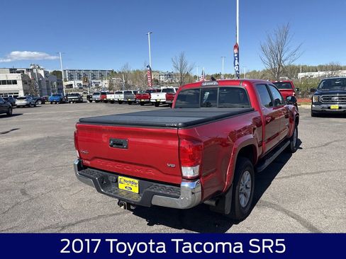 Used 2017 Toyota Tacoma SR5 w/ Tow Package AWD/4WD image 6